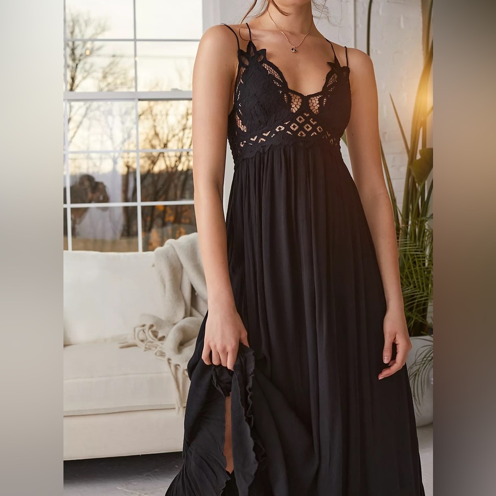 Free People One Adella Maxi Slip Black Combo Dress NWT $128 - Picture 3 of 4